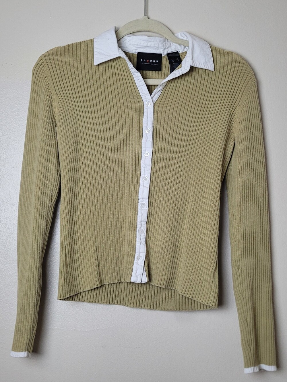 Axcess Liz Claiborne Y2K Academia Yellow Ribbed Knit Button Down Top